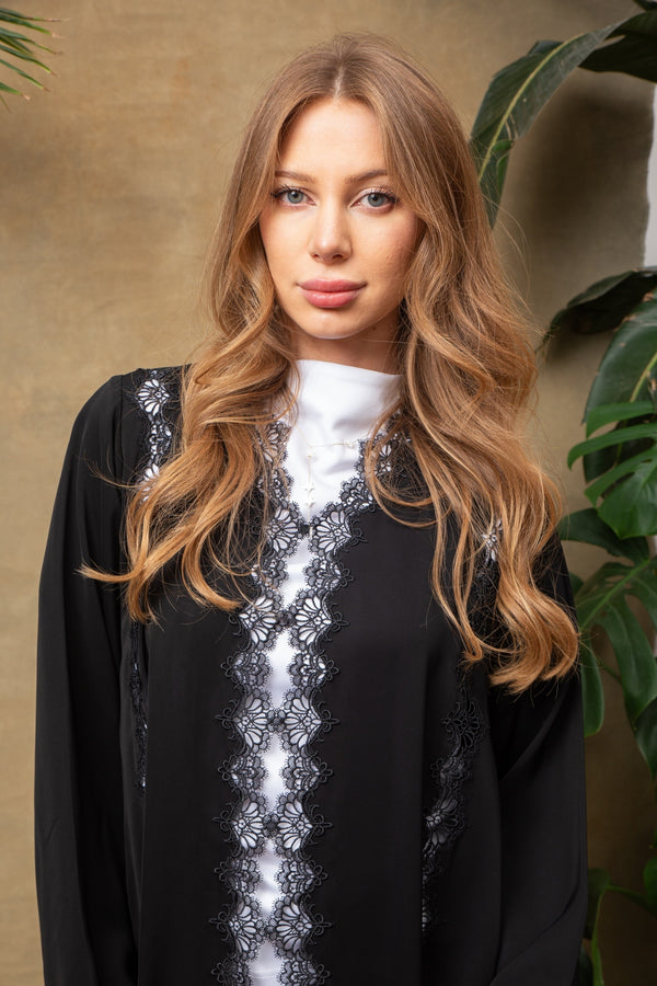 Amelia in Noir Lace Abaya