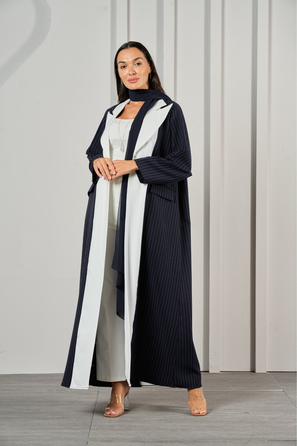 Brindled Abaya in Navy