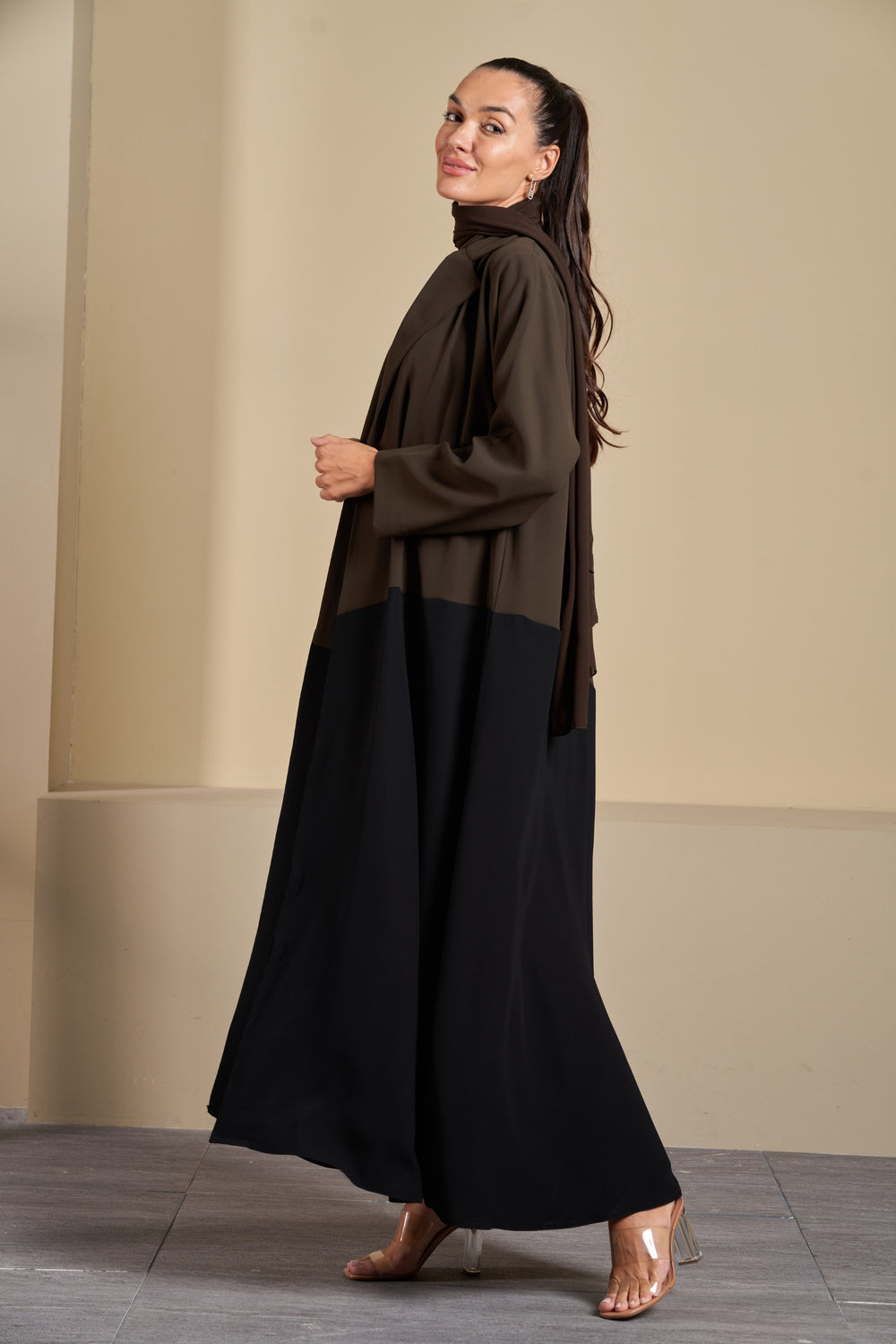 Dapple Blazer Abaya
