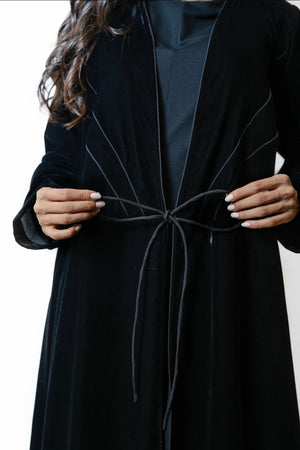 Ribboned Abaya in Black
