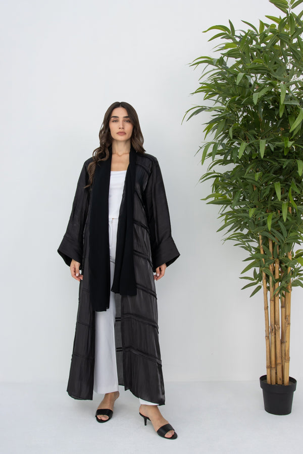 Shimmery Blaze Abaya in Black