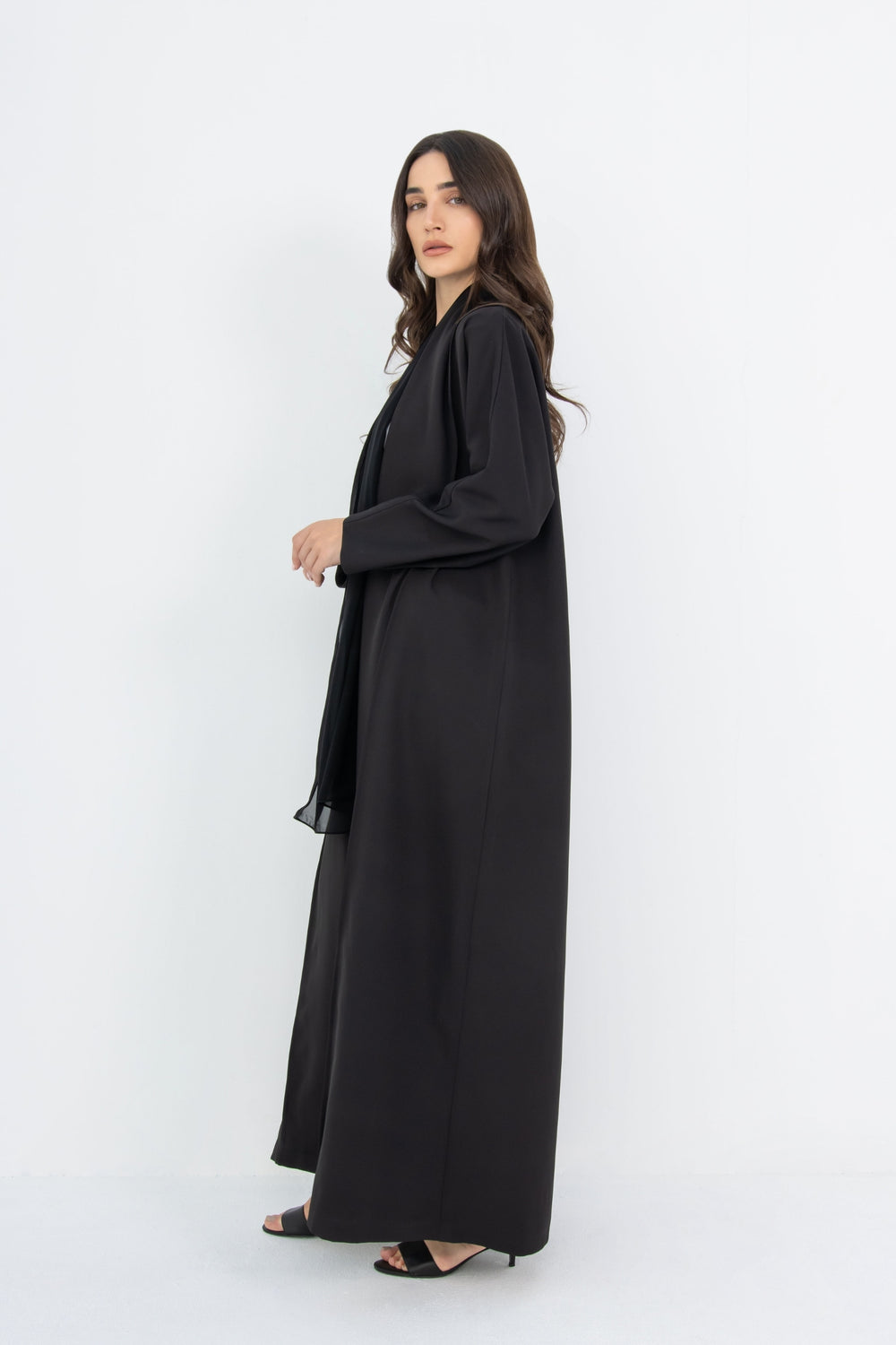 The Cloud Abaya in Black