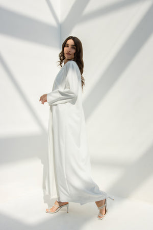 The Cloud Abaya in White