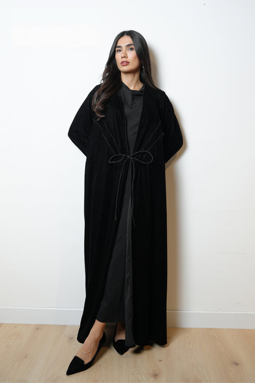 Ribboned Abaya in Black