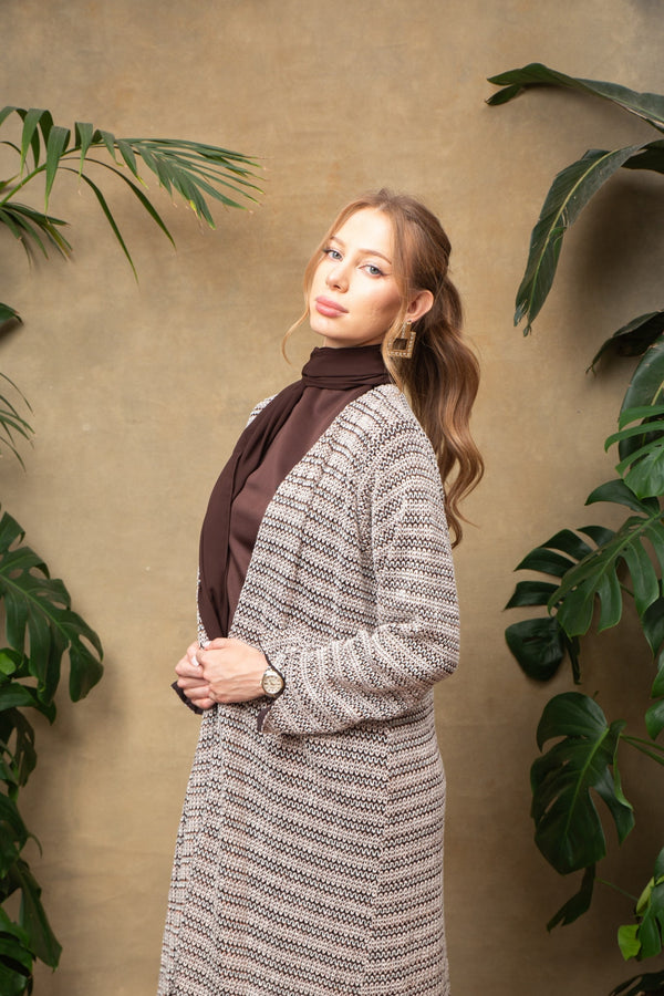 Velia in Burnished Copper Abaya